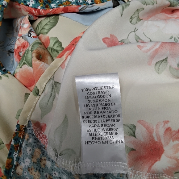 3842 Size XL Umgee Blue and Pink Floral Blouse - Picture 8 of 8